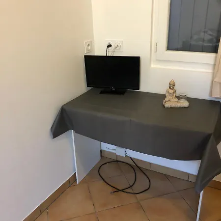 Studio Centre Apartment Tarbes